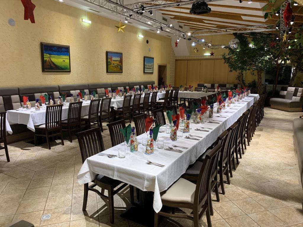 Seminarhotel Daniels Гольс Экстерьер фото